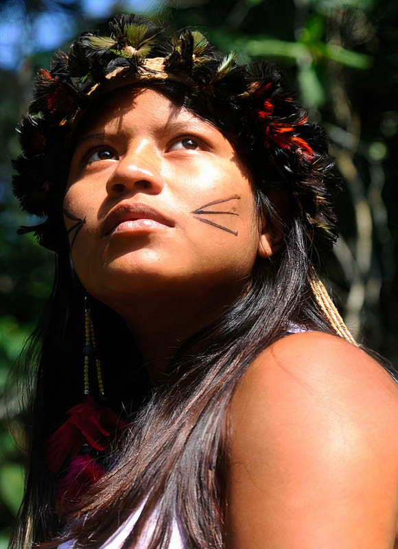 Marica (RJ) - Na Aldeia Mata Verde Bonita, 20 familias Guarani Mbya se comunicam na lingua materna, um idioma indigena do tronco tupi-guarani (Marica (RJ) - Na Aldeia Mata Verde Bonita, 20 familias Guarani Mbya se comunicam na lingua materna,